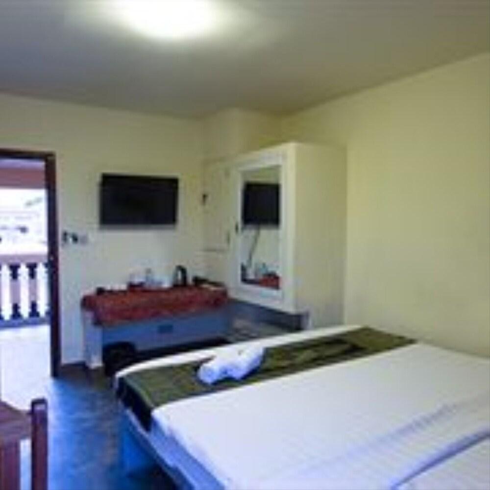 G Eleven Hotel Phnom Penh Esterno foto