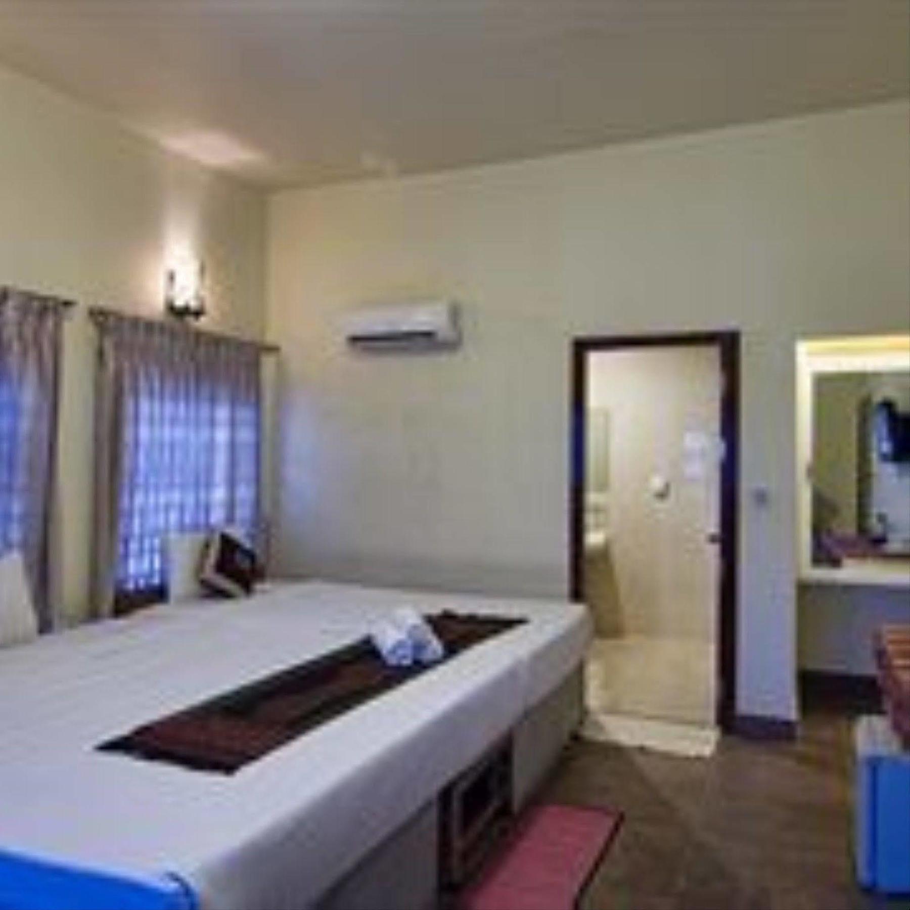 G Eleven Hotel Phnom Penh Esterno foto
