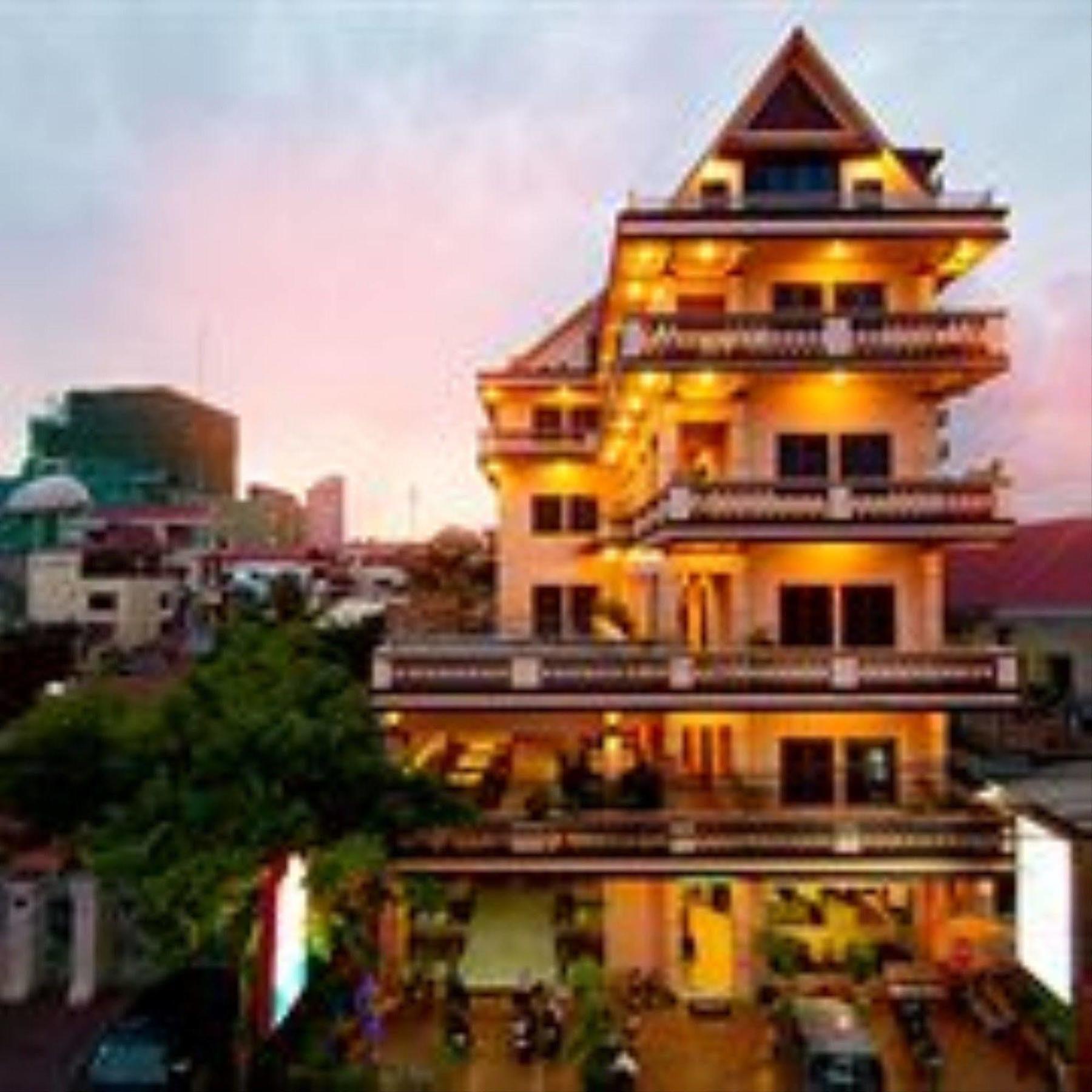 G Eleven Hotel Phnom Penh Esterno foto