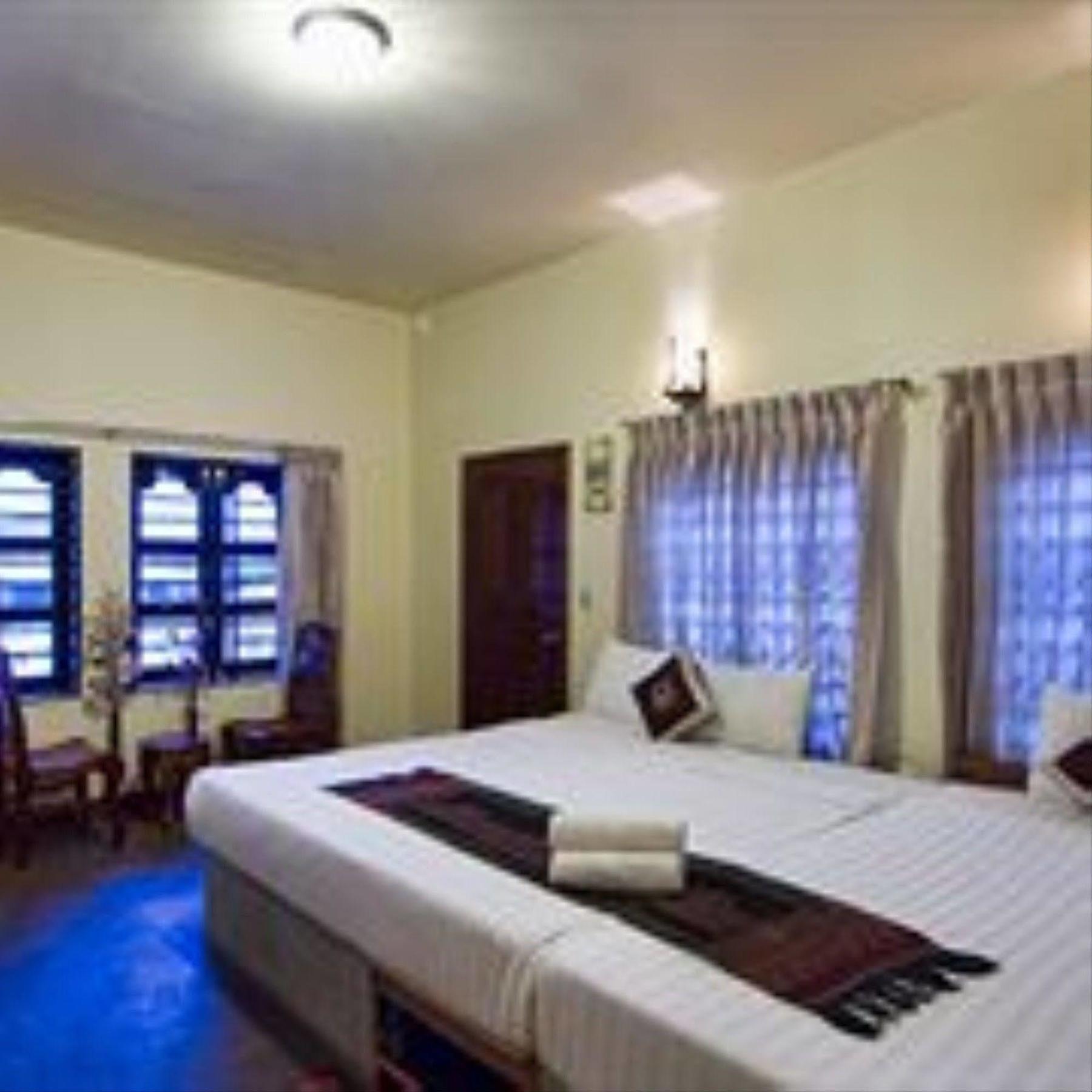 G Eleven Hotel Phnom Penh Esterno foto