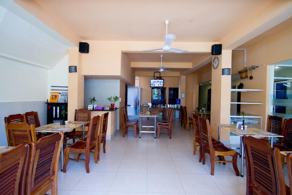 G Eleven Hotel Phnom Penh Esterno foto