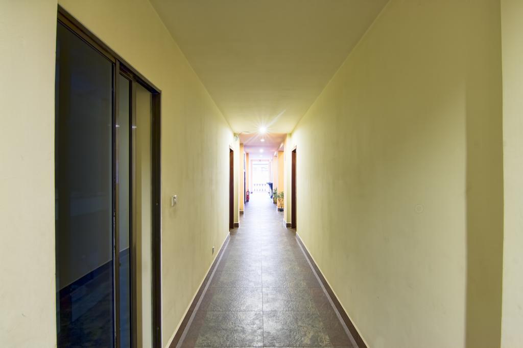 G Eleven Hotel Phnom Penh Esterno foto