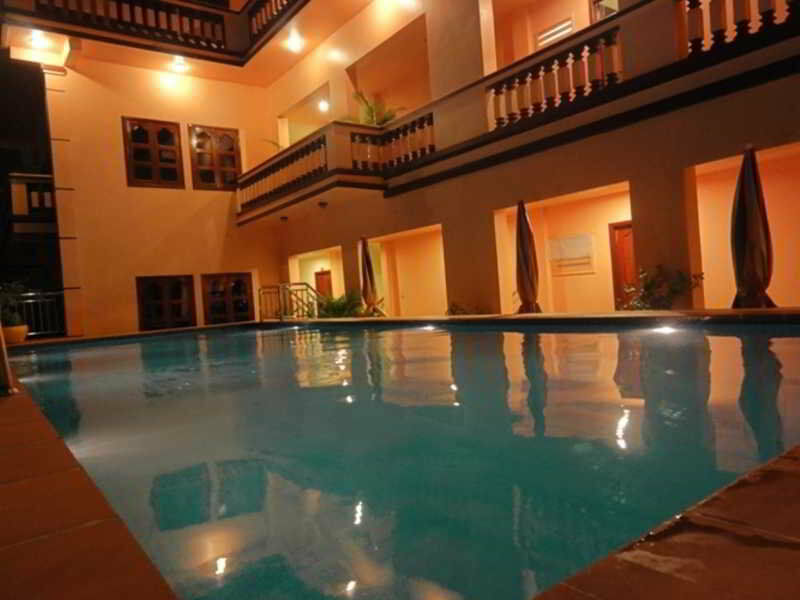 G Eleven Hotel Phnom Penh Esterno foto